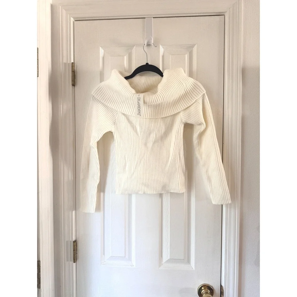 BLANKNYC Off-the-Shoulder Ribbed Knit Sweater Fast Talker‎ Cream White MEDIUM